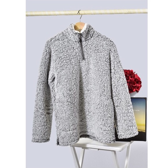 Vegan Sherpa Pullover - Picture 2 of 4